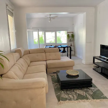 Lilia Rosa Holiday home